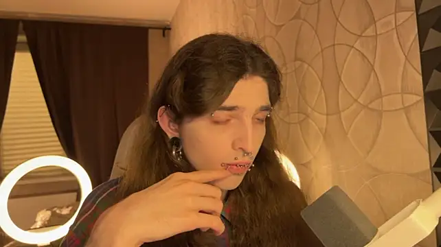 Kriisp Live XXX Chat