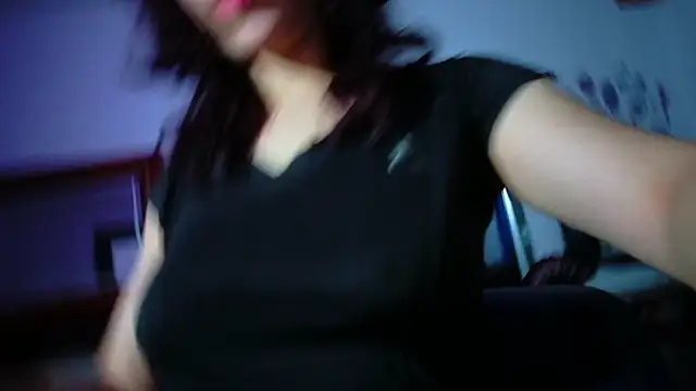 savanah_red Live XXX-chat