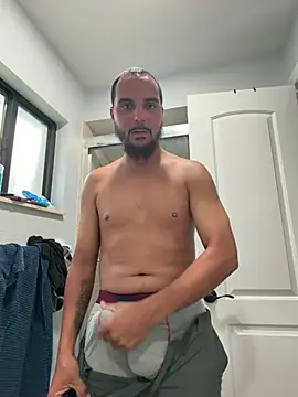aceis24smooth Show in webcam
