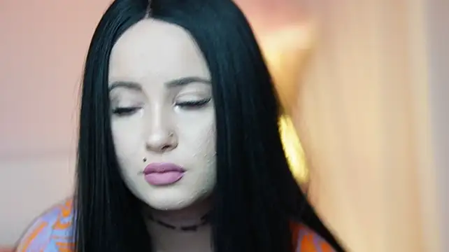AdelineMoon élő XXX-chatje