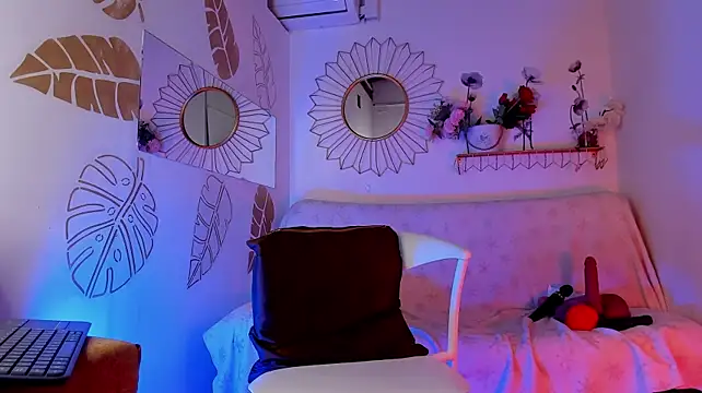 EmmaDuque Adlı Modelin Canlı XXX Sohbeti