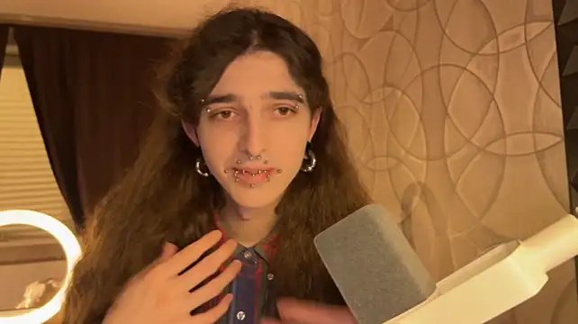 Chat XXX en directo de Kriisp