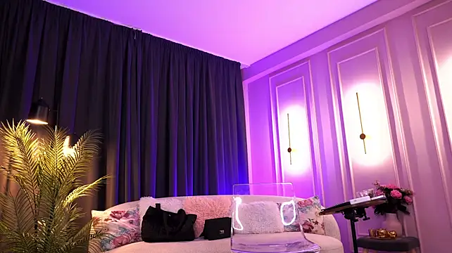 Red_Kim Adlı Modelin Canlı XXX Sohbeti