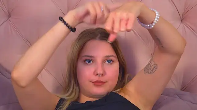 TinnaBurton Live XXX-chat