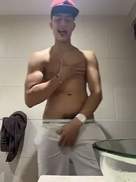 Lander_Cruz Webcam-Show