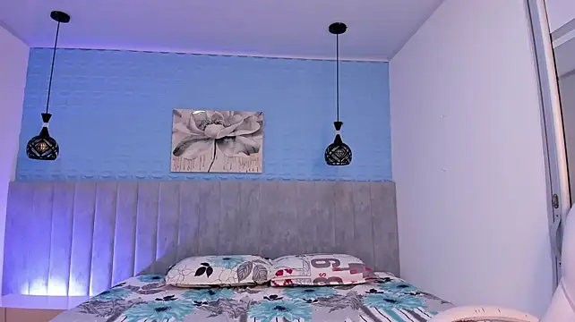 angel_cute19's Live XXX Chat