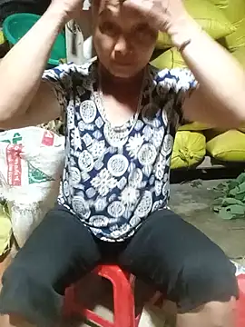 Tini-Rose Live XXX-chat