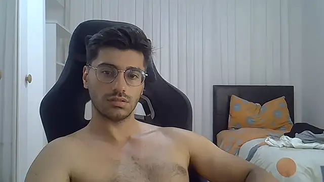 ciceroable Adlı Modelin Canlı XXX Sohbeti