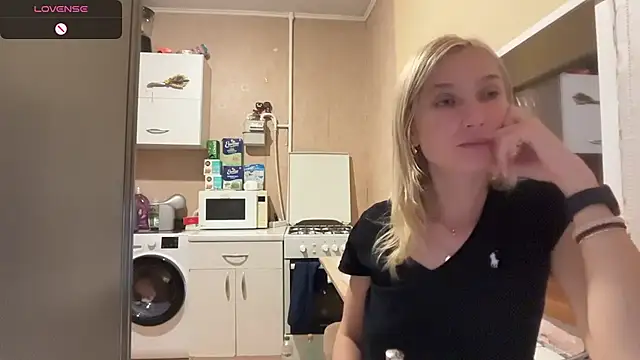 دردشة AngelJeni الجنسية المباشرة