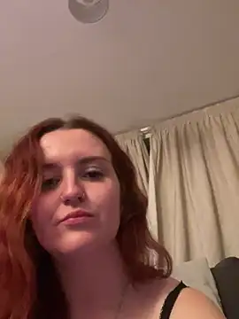 PoppySlut6999 Live XXX-chat