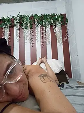 Luna_milf13 Live XXX-chat