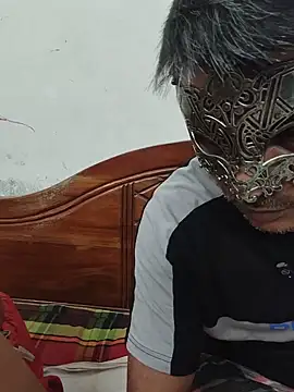 Night-Queen-2's Live XXX Chat