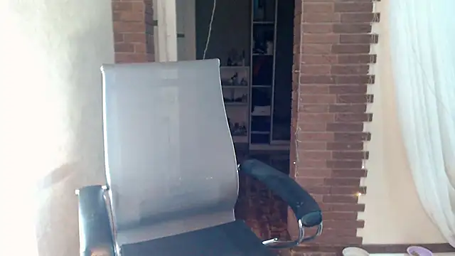 Chat XXX en directo de ms_kelarini