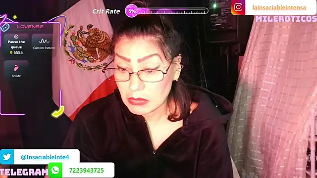 LaInsaciableIntensa Adlı Modelin Canlı XXX Sohbeti