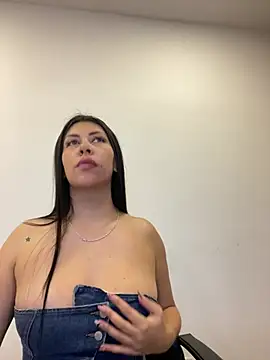 Alanna_atm_'s Live XXX Chat