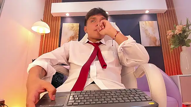 Thiago_Knox – Naživo XXX chat