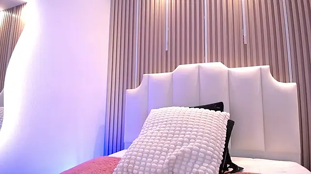 Katy_Van Live XXX-chat
