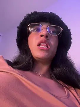 Imvale_evanz's Live XXX Chat