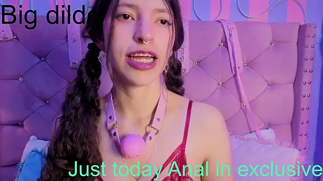 Namii__ Chat XXX in diretta
