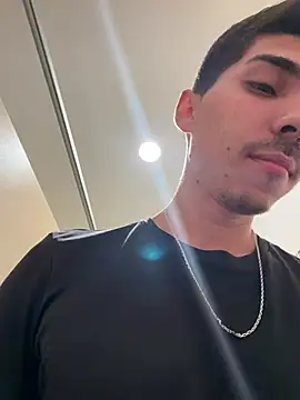 WavyAlloy30's Live XXX Chat