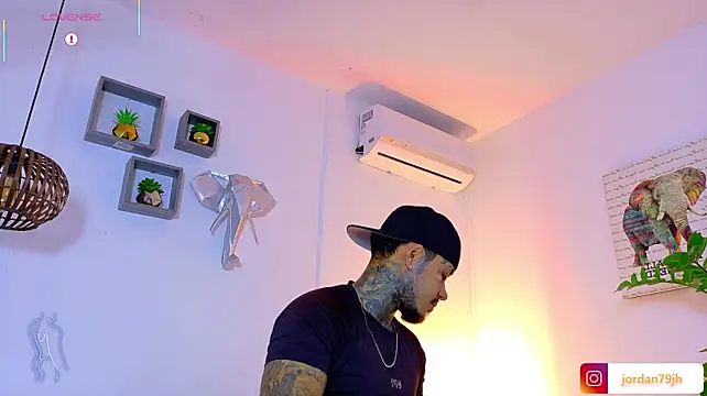 JordanSmiith_ élő XXX-chatje