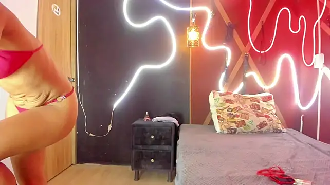 RubiRoxanne লাইভ XXX চ্যাট