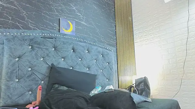 XXX chat uživo modela diosagolden