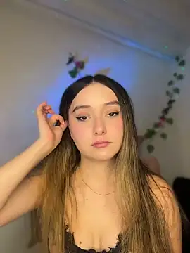 Chat XXX en directo de Sarisloves