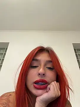 atomikitten live XXX chat