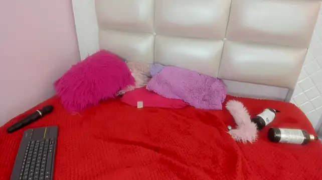 Nezzukoon Live XXX chat