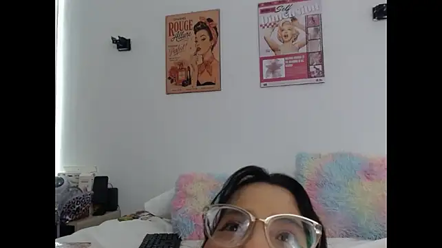 PeachST_'s Live XXX Chat