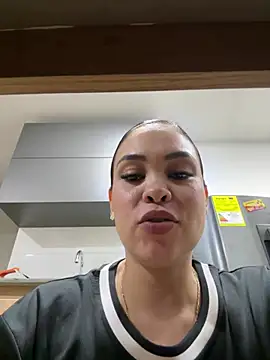 FOX_LATINA Live XXX-Chat