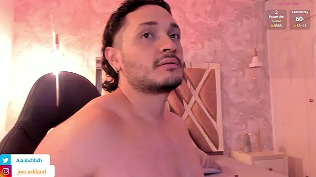 Czat XXX na żywo – joss_ackland