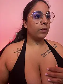 Liithn Live XXX chat