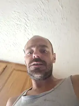 DaddyAndSplashQueen élő XXX-chatje