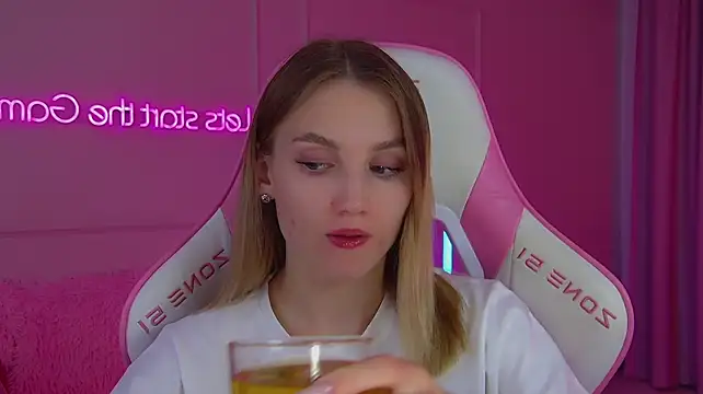StacyEvances Chat XXX in diretta