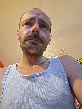 DaddyAndSplashQueen Adlı Modelin Canlı XXX Sohbeti