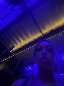 OliviaLuuxe's Webcam Show