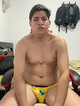 Chat XXX en directo de Fozil_Dvice