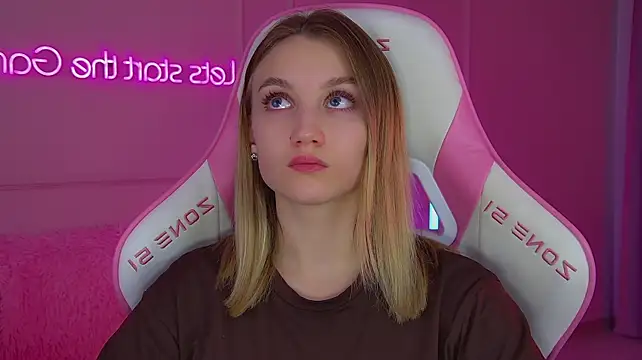 StacyEvances Chat XXX live