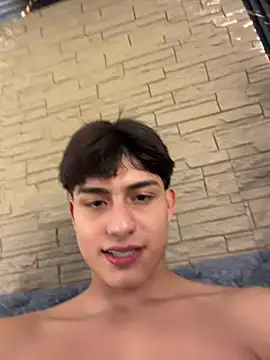 แชท XXX สดของ Lander_Cruz