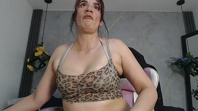 JessiDovee 라이브 XXX 채팅