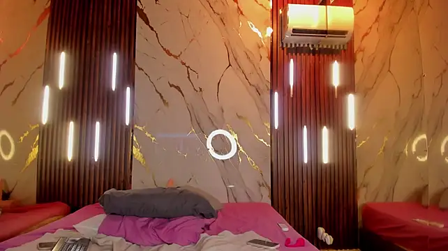 VictoriaDuart Adlı Modelin Canlı XXX Sohbeti