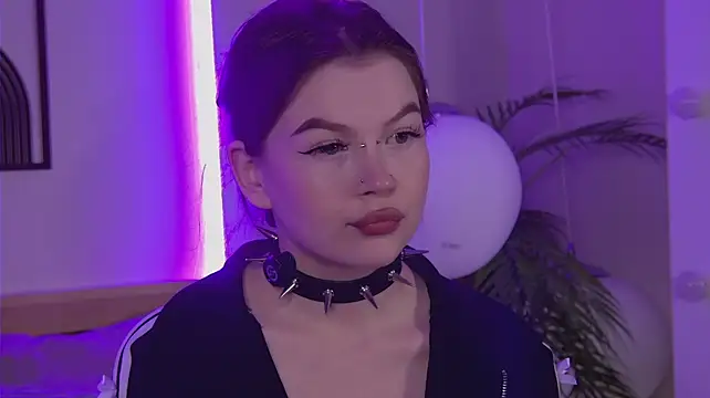 Živý XXX chat Alice_Night