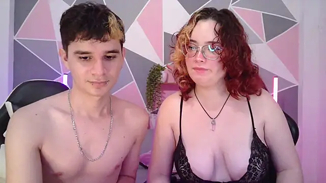 AndrewAnndCherry's Live XXX Chat