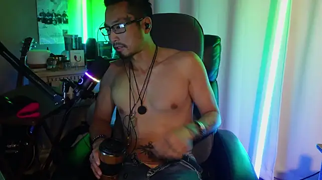 Chat XXX en directo de Ghost11_11
