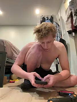 Novvikk88 Live XXX-Chat