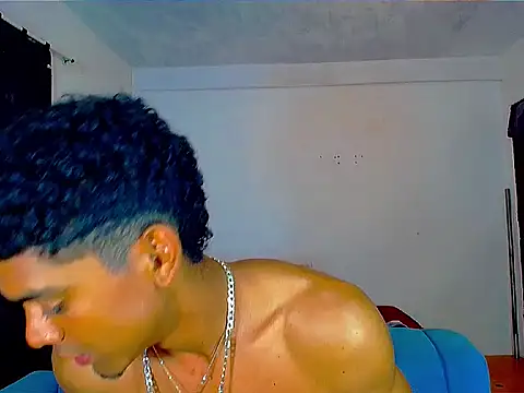XXX chat uživo modela theMyke101