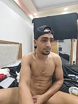 highguy XXX чат на живо