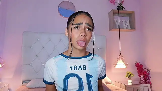 แชท XXX สดของ Novagh_